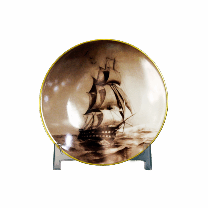 Prato decorativo "Navio em Alto Mar" - Image 1