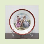 Conjunto de dois pratos decorativos em porcelana - Image 3
